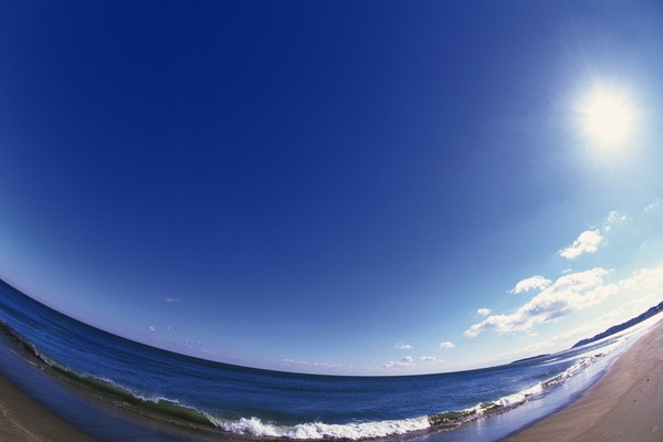 海滩图片-风景图 凸透镜 变形 日光 海水 弧形 ,