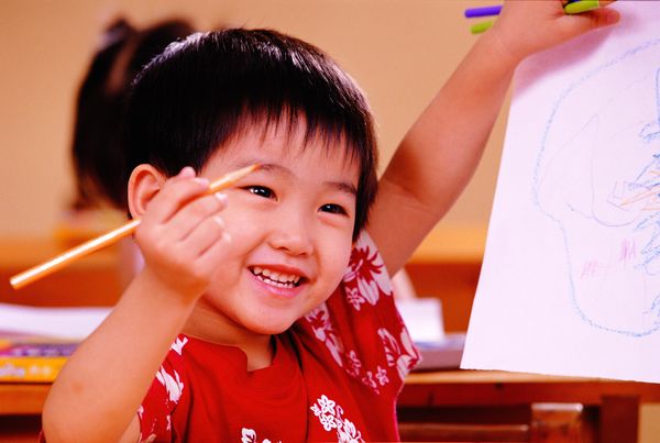 儿童学习图片-儿童教育图 突破 笔画 展示 骄傲