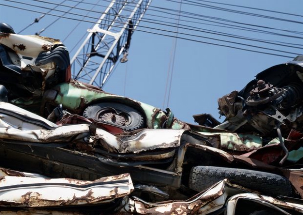 环保问题图片-概念图片图 电线杆 电线 废旧车