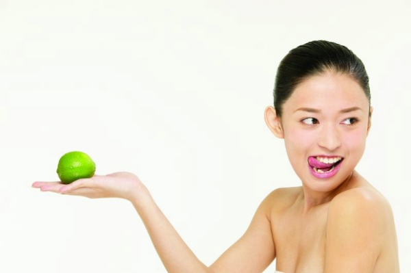 水果美容图片-健身养生图 咬着舌头,健身养生,