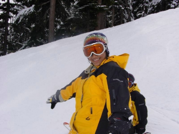 冬季运动图片-旅游风光图 护目镜 滑雪衣,旅游